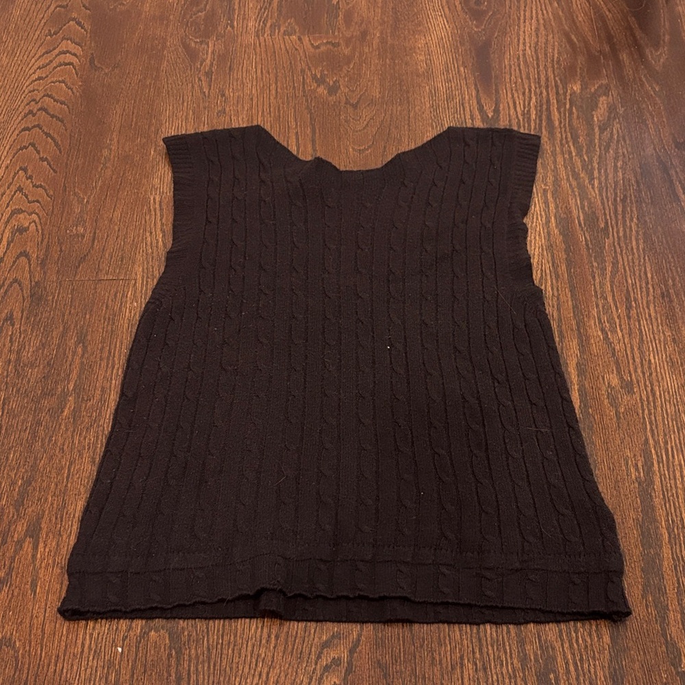 Femme Fatale Women’s Classic Black Cable Knit Sweater Tank Size Medium
